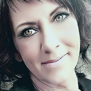 Meet your Posher, Darla